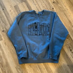 Taylor Swift Gildan Blue "Book" Graphic Sweatshirt – Size L (Unisex)